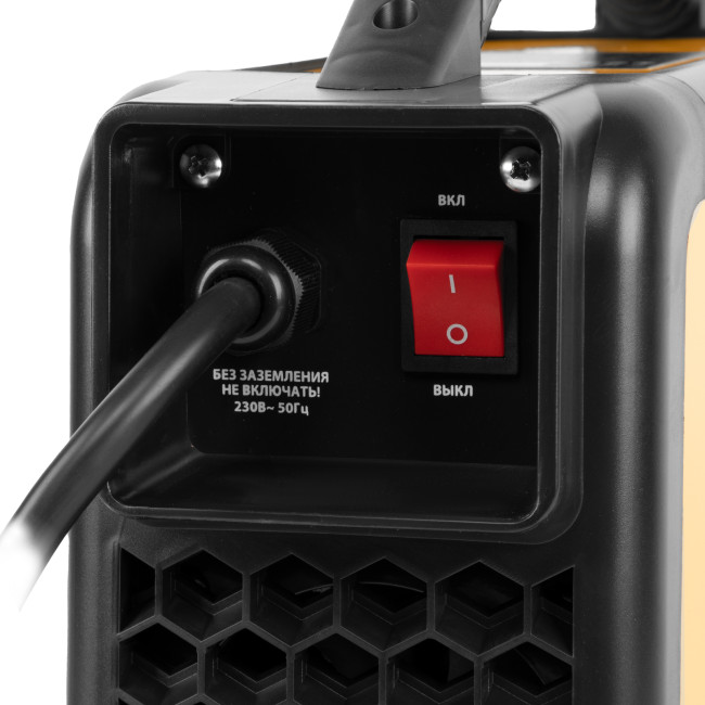 Аппарат инвертор. дуговой сварки SDM-220 Top, 220 А, ПВ 60% кейс Denzel в Ижевске Аппарат инвертор. дуговой сварки SDM-220 Top, 220 А, ПВ 60% кейс Denzel в Ижевске