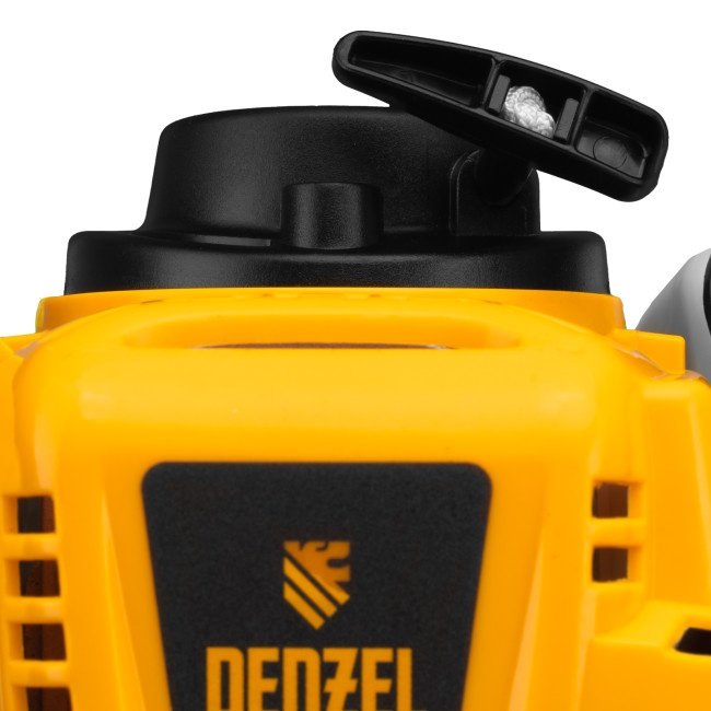 Триммер бензиновый DTL-37-4T, 4-тактный, 37 см3, неразъемная штанга, состоит из 2 частей Denzel в Ижевске