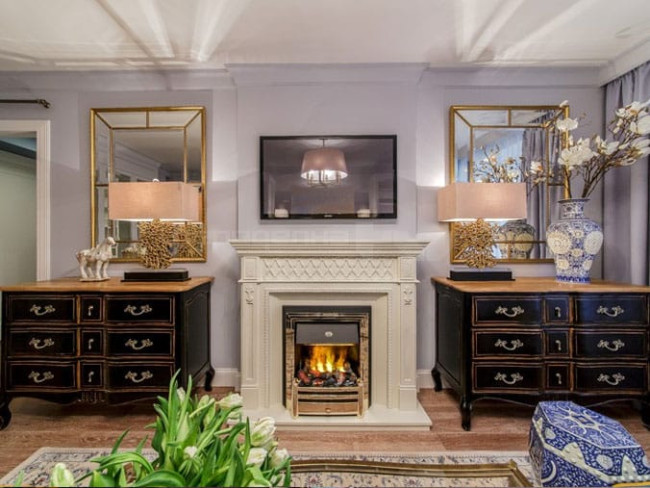 Каминокомплект Alexandria - Белый дуб с очагом Brookline Black в Ижевске