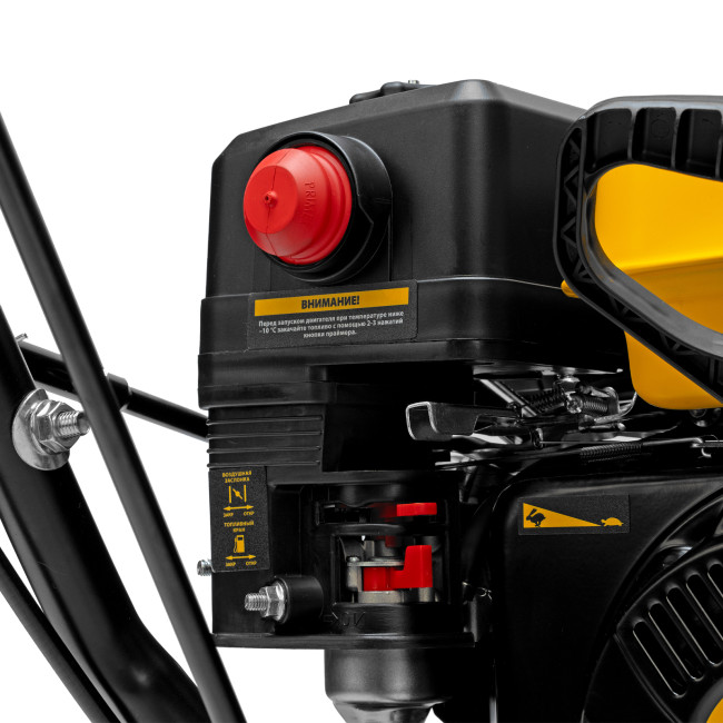 Бензиновая снегоуборочная машина SB 560 LP, 212 cc, электростартер, фара Denzel в Ижевске Бензиновая снегоуборочная машина SB 560 LP, 212 cc, электростартер, фара Denzel в Ижевске