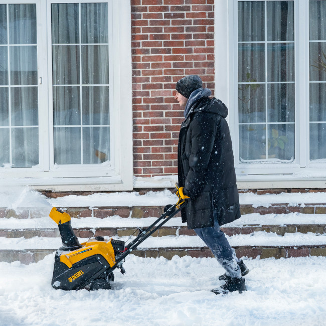 Бензиновая снегоуборочная машина SB 460 E, 99cc, эл.старт, шнек SnowCrusher Denzel в Ижевске Бензиновая снегоуборочная машина SB 460 E, 99cc, эл.старт, шнек SnowCrusher Denzel в Ижевске