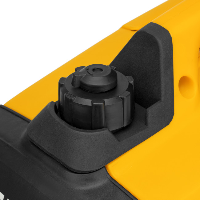 Генератор инверторный GT-1200iS, 1.2 кВт, 230 В, бак 2.4 л, закрытый корпус, ручной старт Denzel в Ижевске Генератор инверторный GT-1200iS, 1.2 кВт, 230 В, бак 2.4 л, закрытый корпус, ручной старт Denzel в Ижевске