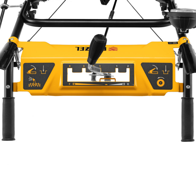 Бензиновая снегоуборочная машина SBM 610, 212 cc, ручной старт, фара Denzel в Ижевске Бензиновая снегоуборочная машина SBM 610, 212 cc, ручной старт, фара Denzel в Ижевске