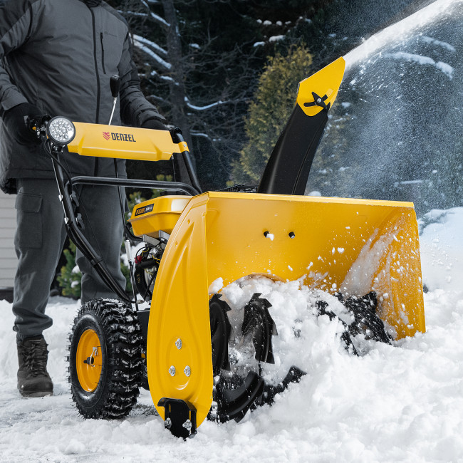 Бензиновая снегоуборочная машина SBM 610, 212 cc, ручной старт, фара Denzel в Ижевске Бензиновая снегоуборочная машина SBM 610, 212 cc, ручной старт, фара Denzel в Ижевске