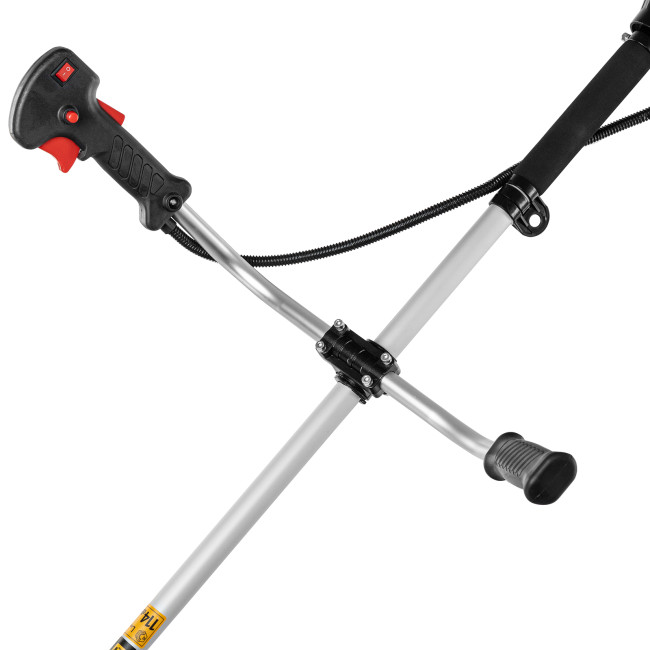 Триммер бензиновый DTS-43, 43 см3, неразъемная штанга, состоит из 2 частей Denzel в Ижевске Триммер бензиновый DTS-43, 43 см3, неразъемная штанга, состоит из 2 частей Denzel в Ижевске