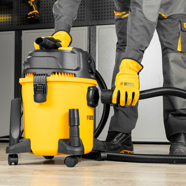 Пылесос строительный RVC20, 1400 Вт, бак 20 л, шланг 3 м, розетка с автосинхр. Denzel в Ижевске Пылесос строительный RVC20, 1400 Вт, бак 20 л, шланг 3 м, розетка с автосинхр. Denzel в Ижевске