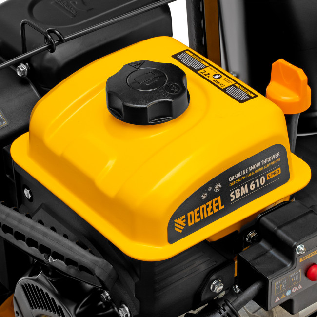 Бензиновая снегоуборочная машина SBM 610S PRO, 212 cc, электростартер, фара, обогрев Denzel в Ижевске Бензиновая снегоуборочная машина SBM 610S PRO, 212 cc, электростартер, фара, обогрев Denzel в Ижевске