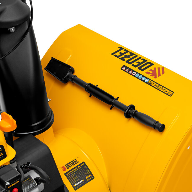 Бензиновая снегоуборочная машина SBM 610S PRO, 212 cc, электростартер, фара, обогрев Denzel в Ижевске Бензиновая снегоуборочная машина SBM 610S PRO, 212 cc, электростартер, фара, обогрев Denzel в Ижевске