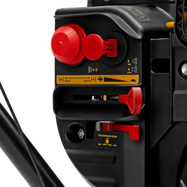 Бензиновая снегоуборочная машина SBM 610S PRO, 212 cc, электростартер, фара, обогрев Denzel в Ижевске Бензиновая снегоуборочная машина SBM 610S PRO, 212 cc, электростартер, фара, обогрев Denzel в Ижевске