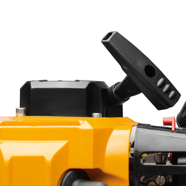 Триммер бензиновый DTS-43S, 43 см3, разъемная штанга, состоит из 2 частей Denzel в Ижевске Триммер бензиновый DTS-43S, 43 см3, разъемная штанга, состоит из 2 частей Denzel в Ижевске