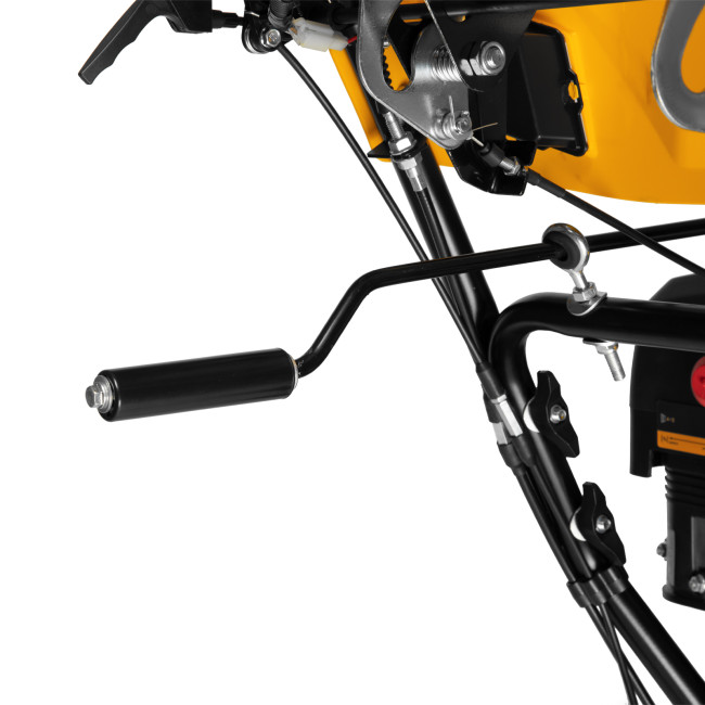 Бензиновая снегоуборочная машина SBL 711DT PRO, 420cc, гусеницы, эл.старт, блок. дифф. Denzel в Ижевске Бензиновая снегоуборочная машина SBL 711DT PRO, 420cc, гусеницы, эл.старт, блок. дифф. Denzel в Ижевске