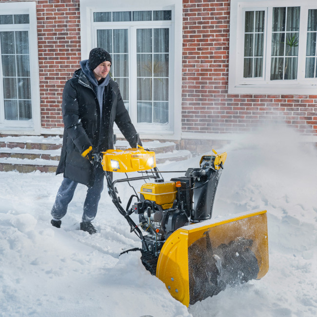 Бензиновая снегоуборочная машина SBL 711DT PRO, 420cc, гусеницы, эл.старт, блок. дифф. Denzel в Ижевске Бензиновая снегоуборочная машина SBL 711DT PRO, 420cc, гусеницы, эл.старт, блок. дифф. Denzel в Ижевске