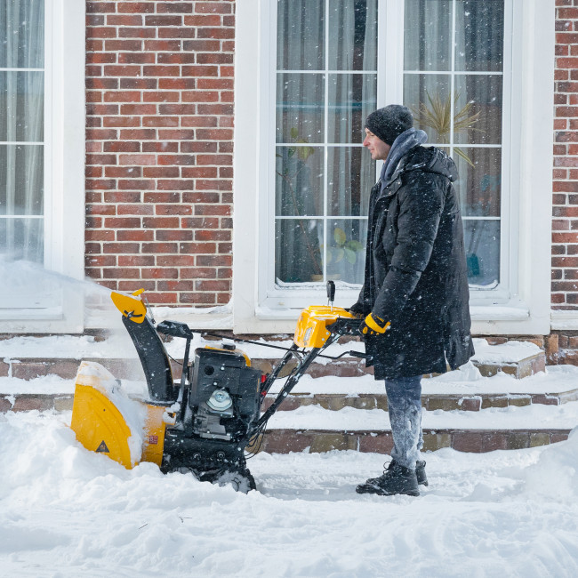 Бензиновая снегоуборочная машина SBL 711DT PRO, 420cc, гусеницы, эл.старт, блок. дифф. Denzel в Ижевске Бензиновая снегоуборочная машина SBL 711DT PRO, 420cc, гусеницы, эл.старт, блок. дифф. Denzel в Ижевске