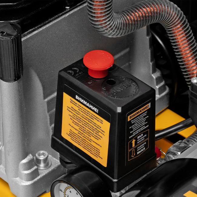 Компрессор воздушный рем. привод BCI 2100/50, 2,1 кВт, 50 литров, 400 л/мин Denzel в Ижевске