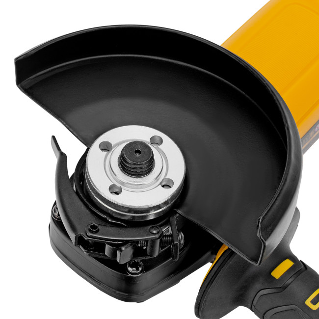 Машина шлифовальная угловая AG125-1500, 1500 Вт, 125 мм, 3000-11000 об/мин Denzel в Ижевске Машина шлифовальная угловая AG125-1500, 1500 Вт, 125 мм, 3000-11000 об/мин Denzel в Ижевске