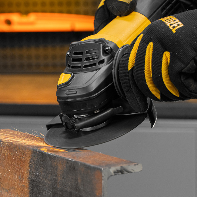 Машина шлифовальная угловая AG125-1500, 1500 Вт, 125 мм, 3000-11000 об/мин Denzel в Ижевске Машина шлифовальная угловая AG125-1500, 1500 Вт, 125 мм, 3000-11000 об/мин Denzel в Ижевске