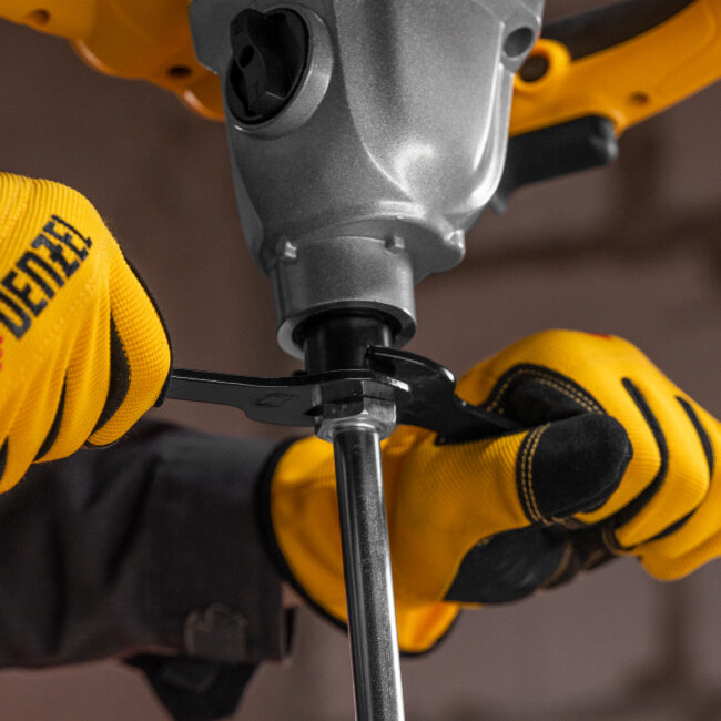 Миксер строительный EM-1-1600, 1600 Вт, 180-460/300-750 об/мин Denzel в Ижевске Миксер строительный EM-1-1600, 1600 Вт, 180-460/300-750 об/мин Denzel в Ижевске