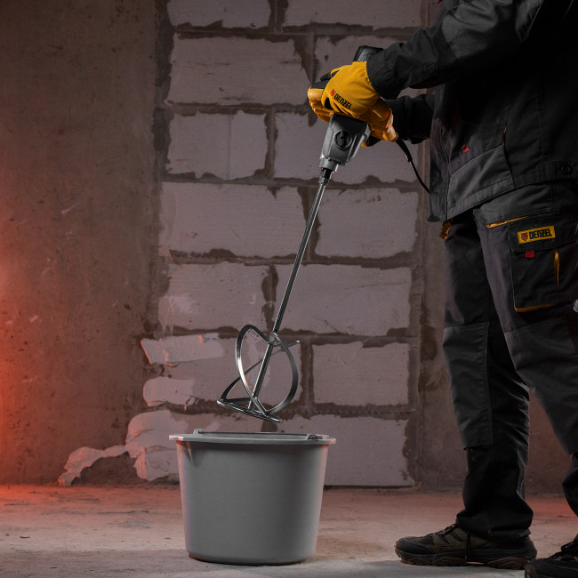 Миксер строительный EM-1-1600, 1600 Вт, 180-460/300-750 об/мин Denzel в Ижевске Миксер строительный EM-1-1600, 1600 Вт, 180-460/300-750 об/мин Denzel в Ижевске