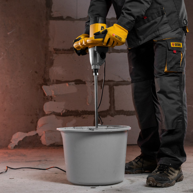 Миксер строительный EM-1-1600, 1600 Вт, 180-460/300-750 об/мин Denzel в Ижевске Миксер строительный EM-1-1600, 1600 Вт, 180-460/300-750 об/мин Denzel в Ижевске