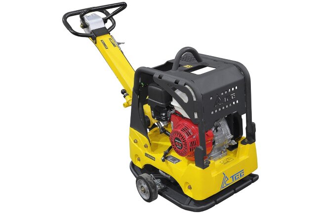 Виброплита реверсивная TSS-CP-220  (гидравлический привод) в Ижевске