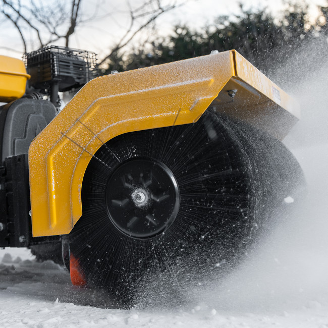 Гибридная снегоуборочная машина с функц. подметания SWB-600, 212 сс, руч. старт, 2 насадки Denzel в Ижевске Гибридная снегоуборочная машина с функц. подметания SWB-600, 212 сс, руч. старт, 2 насадки Denzel в Ижевске