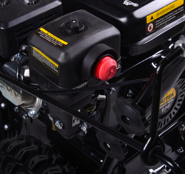 Снегоуборщик бензиновый HUTER SGC 6000 в Ижевске Снегоуборщик бензиновый HUTER SGC 6000 в Ижевске