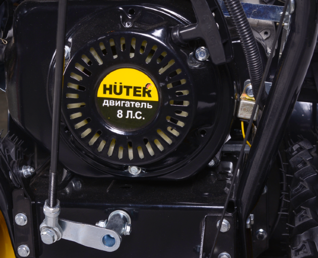 Снегоуборщик бензиновый HUTER SGC 6000 в Ижевске Снегоуборщик бензиновый HUTER SGC 6000 в Ижевске