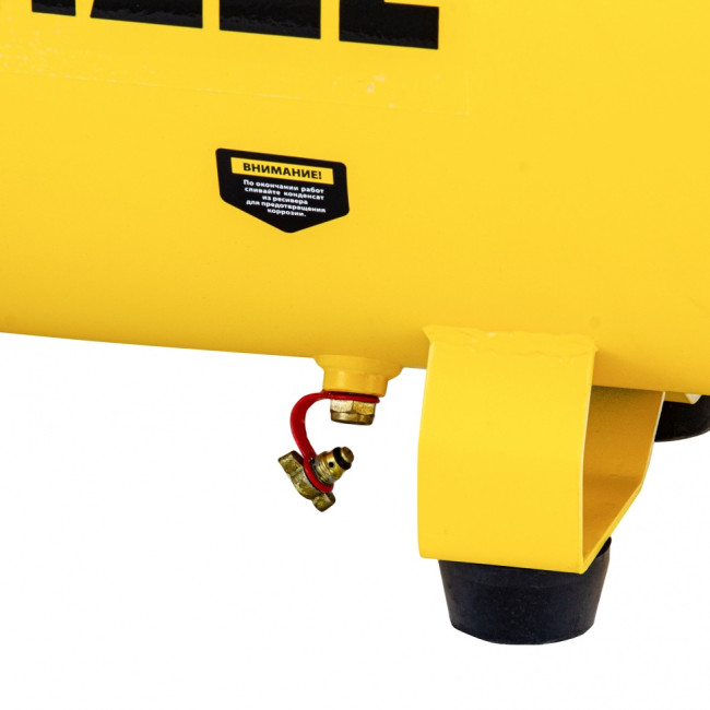 Компрессор воздушный прямой привод DC1700/50, 1.7 кВт, 50 литров, 260 л/мин Denzel в Ижевске