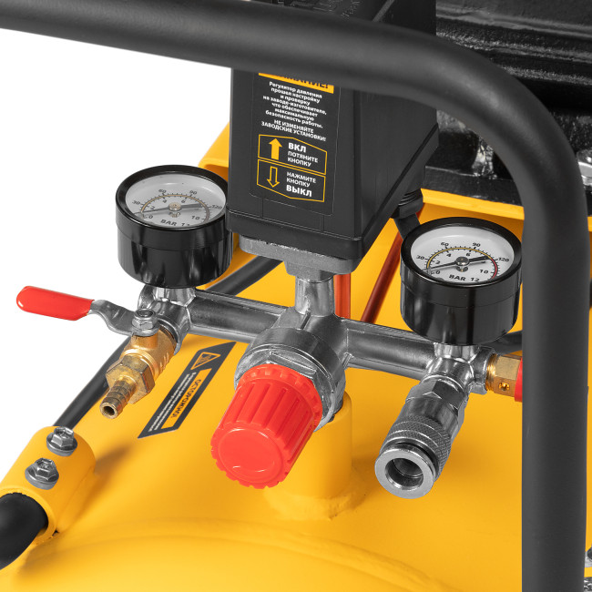 Компрессор воздушный BCV2200/100, ременный привод, 2.2 кВт, 100 литров, 370 л/мин Denzel в Ижевске