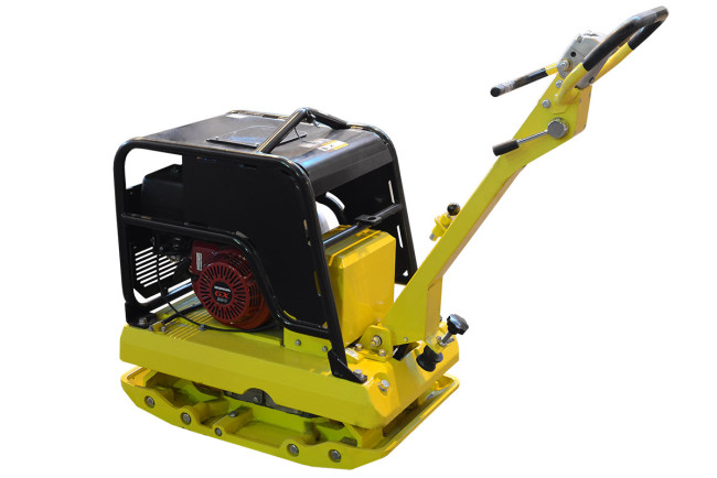 Виброплита реверсивная TSS-CP-420 (гидравлический привод, электростарт, АКБ) в Ижевске