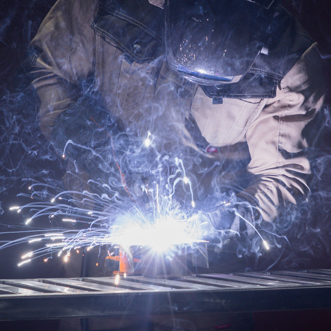 Аппарат инвертор. полуавтомат. сварки MultiMIG-200DP Synergy Double Pulse, 200 А, ПВ 80% Denzel в Ижевске