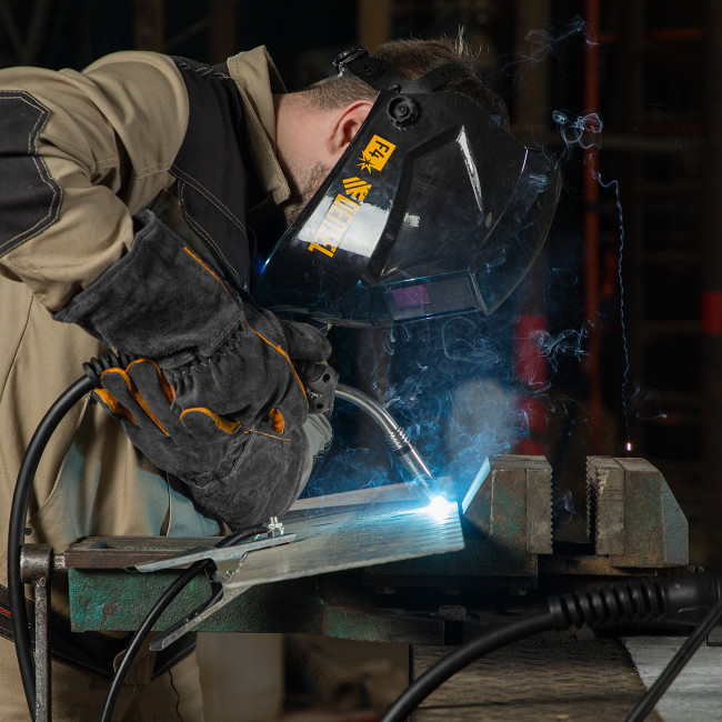 Аппарат инвертор. полуавтомат. сварки MultiMIG-200DP Synergy Double Pulse, 200 А, ПВ 80% Denzel в Ижевске