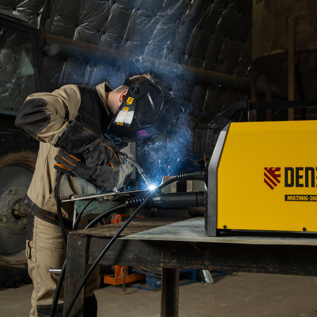Аппарат инвертор. полуавтомат. сварки MultiMIG-200DP Synergy Double Pulse, 200 А, ПВ 80% Denzel в Ижевске