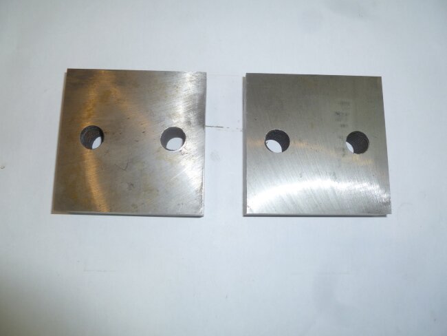 Нож для резчика арматуры ТСС GQ-50,A.N (к-т из 2-х деталей с 2 отверстиями М16,90х90х26 мм) в Ижевске Нож для резчика арматуры ТСС GQ-50,A.N (к-т из 2-х деталей с 2 отверстиями М16,90х90х26 мм) в Ижевске