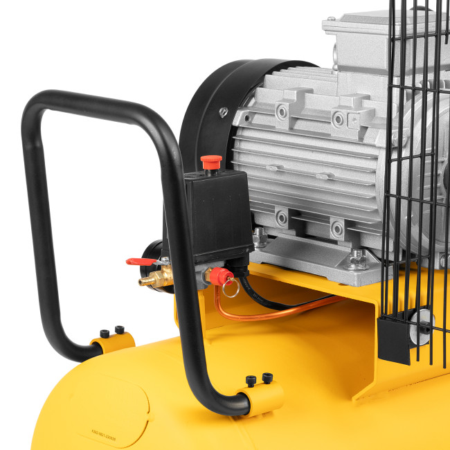 Компрессор воздушный, ременный привод BCI4000-T/100, 4.0 кВт, 100 литров, 690 л/мин Denzel в Ижевске