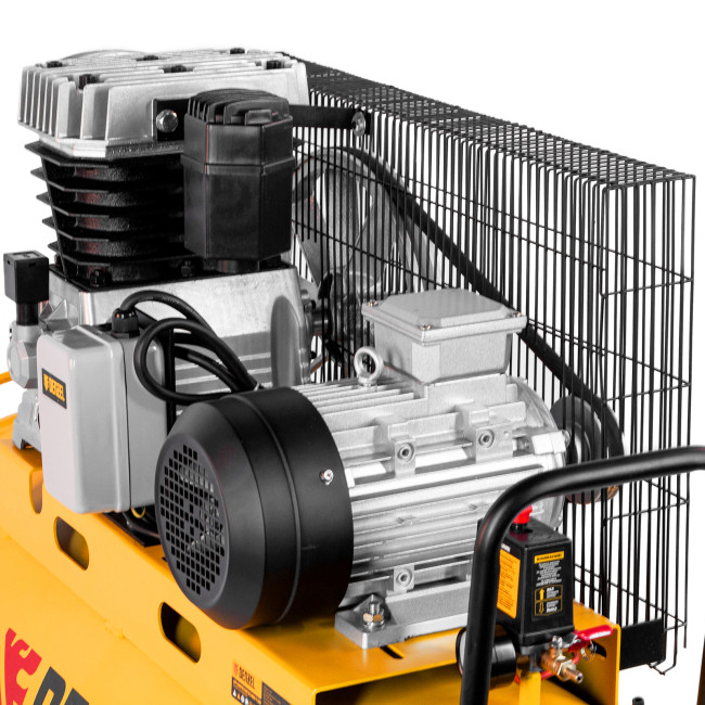 Компрессор воздушный, ременный привод BCI4000-T/200, 4.0 кВт, 200 литров, 690 л/мин Denzel в Ижевске Компрессор воздушный, ременный привод BCI4000-T/200, 4.0 кВт, 200 литров, 690 л/мин Denzel в Ижевске