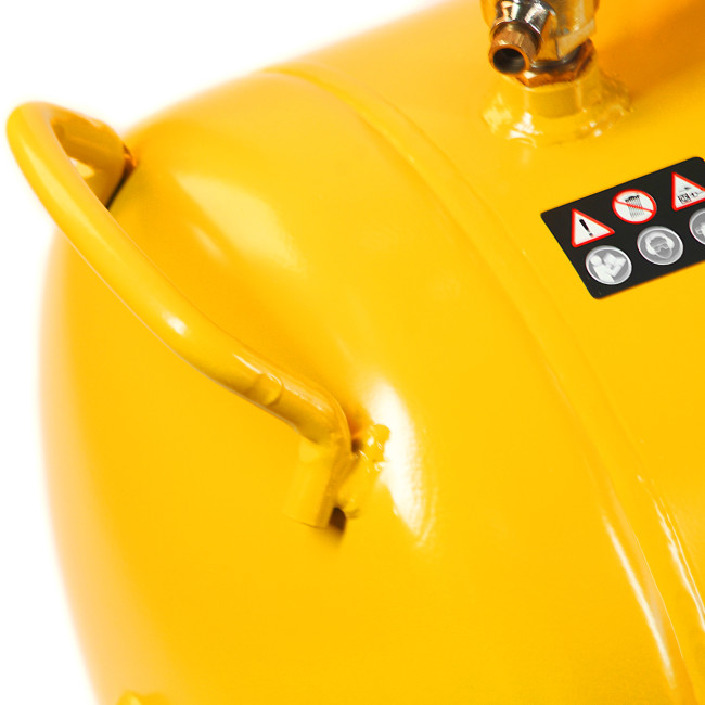 Компрессор воздушный, ременный привод BCI5500-T/270, 5.5 кВт, 270 литров, 850 л/мин Denzel в Ижевске