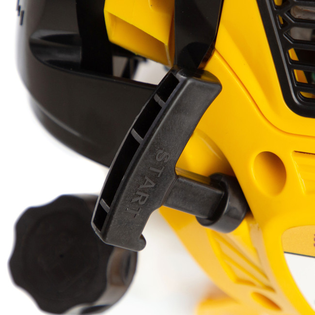 Триммер бензиновый DTL-33, 33 см3, неразъемная штанга Denzel в Ижевске Триммер бензиновый DTL-33, 33 см3, неразъемная штанга Denzel в Ижевске