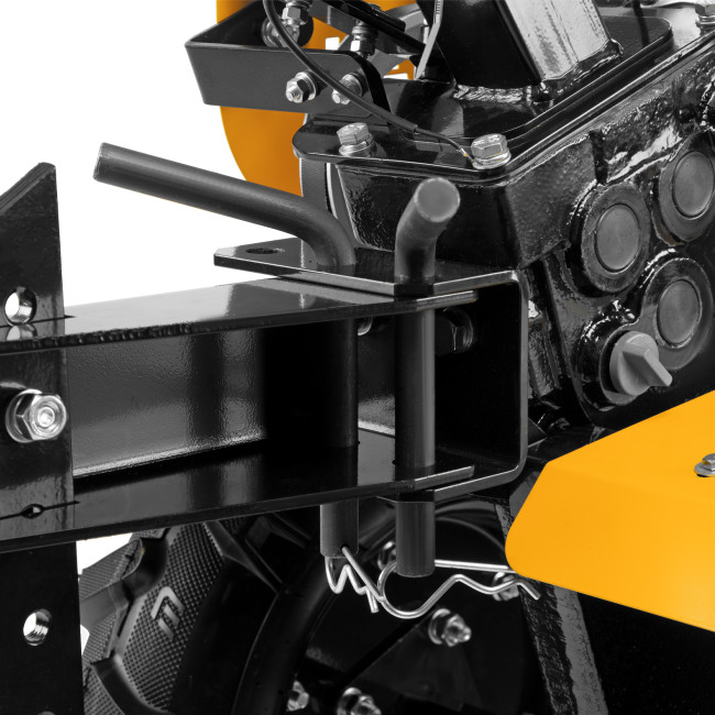 Мотоблок DPT-270, 7 л.с, ременное сцепление, ширина 85 см, глубина 35 см, фрез 3 х 4, ШОМ, передачи 2В/1Н Denzel в Ижевске Мотоблок DPT-270, 7 л.с, ременное сцепление, ширина 85 см, глубина 35 см, фрез 3 х 4, ШОМ, передачи 2В/1Н Denzel в Ижевске