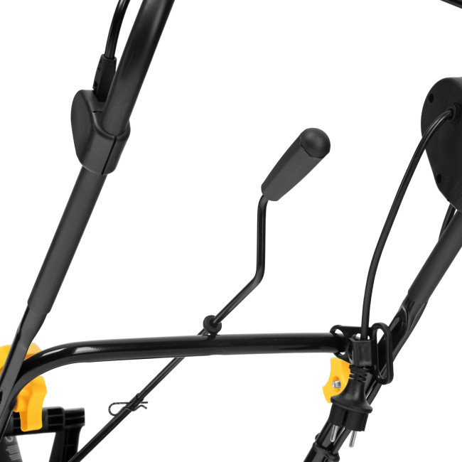 Электрическая снегоуборочная машина ESB-560-M, 2,5 кВт, металлический шнек, LED фара Denzel в Ижевске Электрическая снегоуборочная машина ESB-560-M, 2,5 кВт, металлический шнек, LED фара Denzel в Ижевске