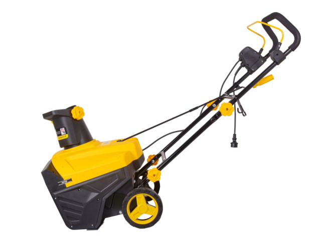 Снегоуборщик электрический Huter SGC 2500EL в Ижевске Снегоуборщик электрический Huter SGC 2500EL в Ижевске