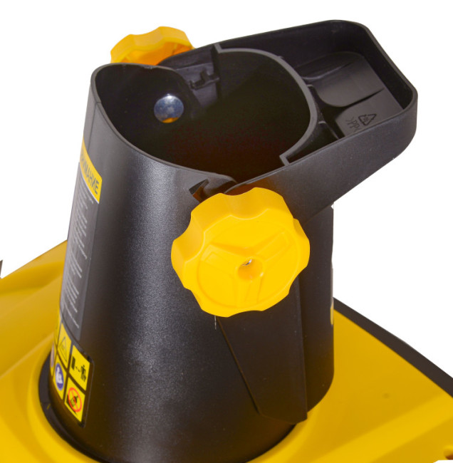 Снегоуборщик электрический Huter SGC 2500EL в Ижевске Снегоуборщик электрический Huter SGC 2500EL в Ижевске