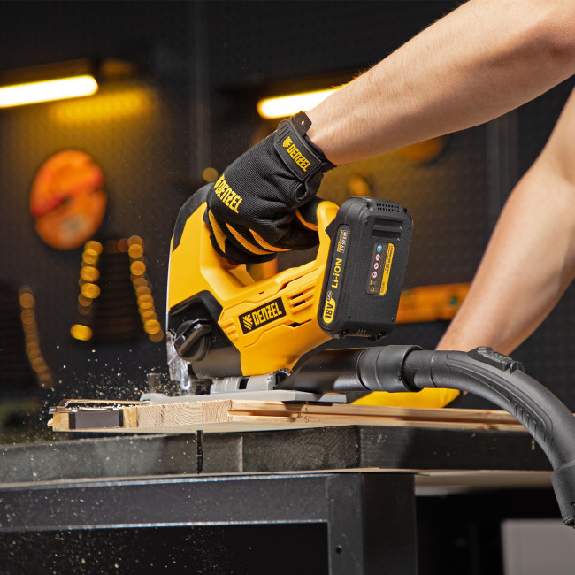 Лобзик аккумуляторный CJ-80, 18В Li-Ion Denzel в Ижевске