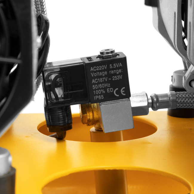 Компрессор безмасляный, малошумный DLS 2200/50, 2200 Вт, 2x1100, 50 л, 380 л/мин Denzel в Ижевске