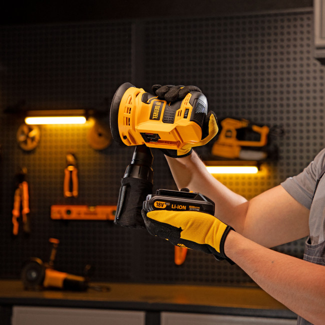 Машина шлифовальная эксцентриковая аккумуляторная COS-125, 18В Li-Ion Denzel в Ижевске Машина шлифовальная эксцентриковая аккумуляторная COS-125, 18В Li-Ion Denzel в Ижевске