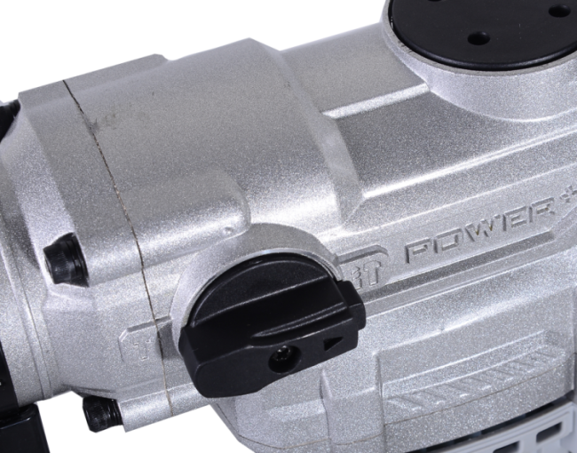 Перфоратор Ресанта П-40-1600КМ SDS-Max в Ижевске Перфоратор Ресанта П-40-1600КМ SDS-Max в Ижевске