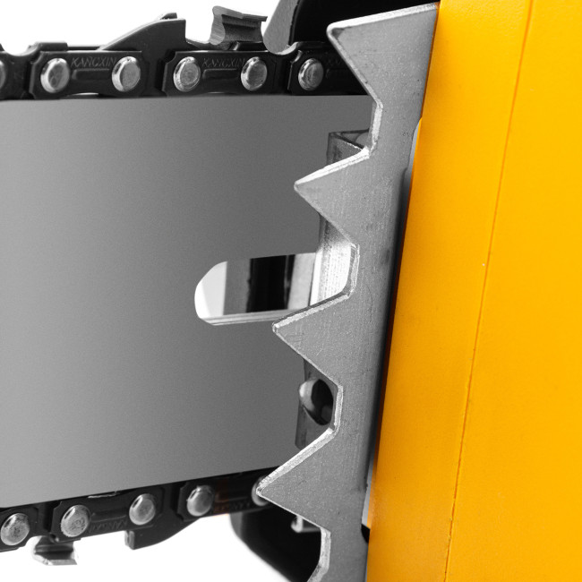 Пила цепная электрическая EDS-2200P, 2.2 кВт,поперечная, шина 45 см, шаг 3/8, паз 1.3 мм, 63 звена Denzel в Ижевске