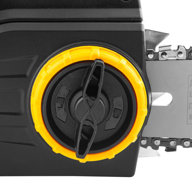 Пила цепная электрическая EDS-2200, 2.2 кВт,продольная, шина 45 см, шаг 3/8, паз 1.3 мм, 62 звена Denzel в Ижевске