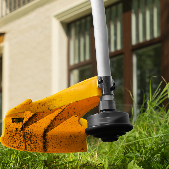 Триммер электрический TE-1100, 1100 Вт, 380 мм, катушка, разборная штанга Denzel в Ижевске Триммер электрический TE-1100, 1100 Вт, 380 мм, катушка, разборная штанга Denzel в Ижевске