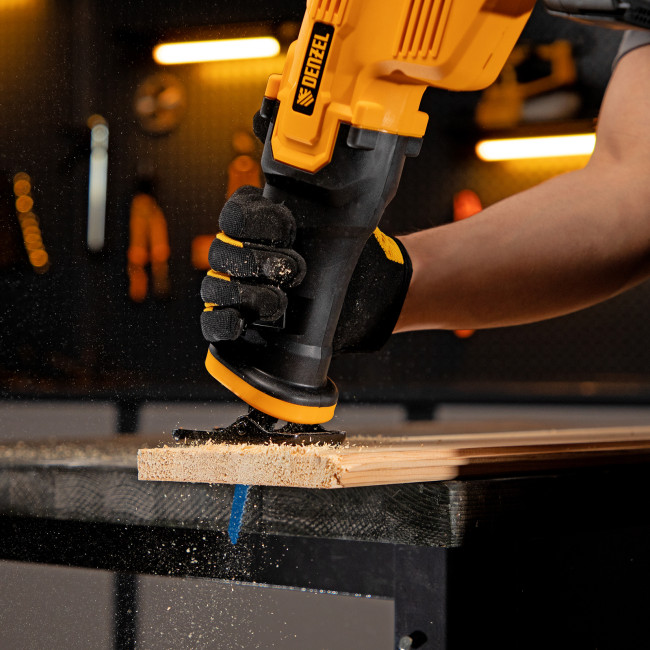 Пила сабельная аккумуляторная CRC-115, 18В Li-Ion Denzel в Ижевске